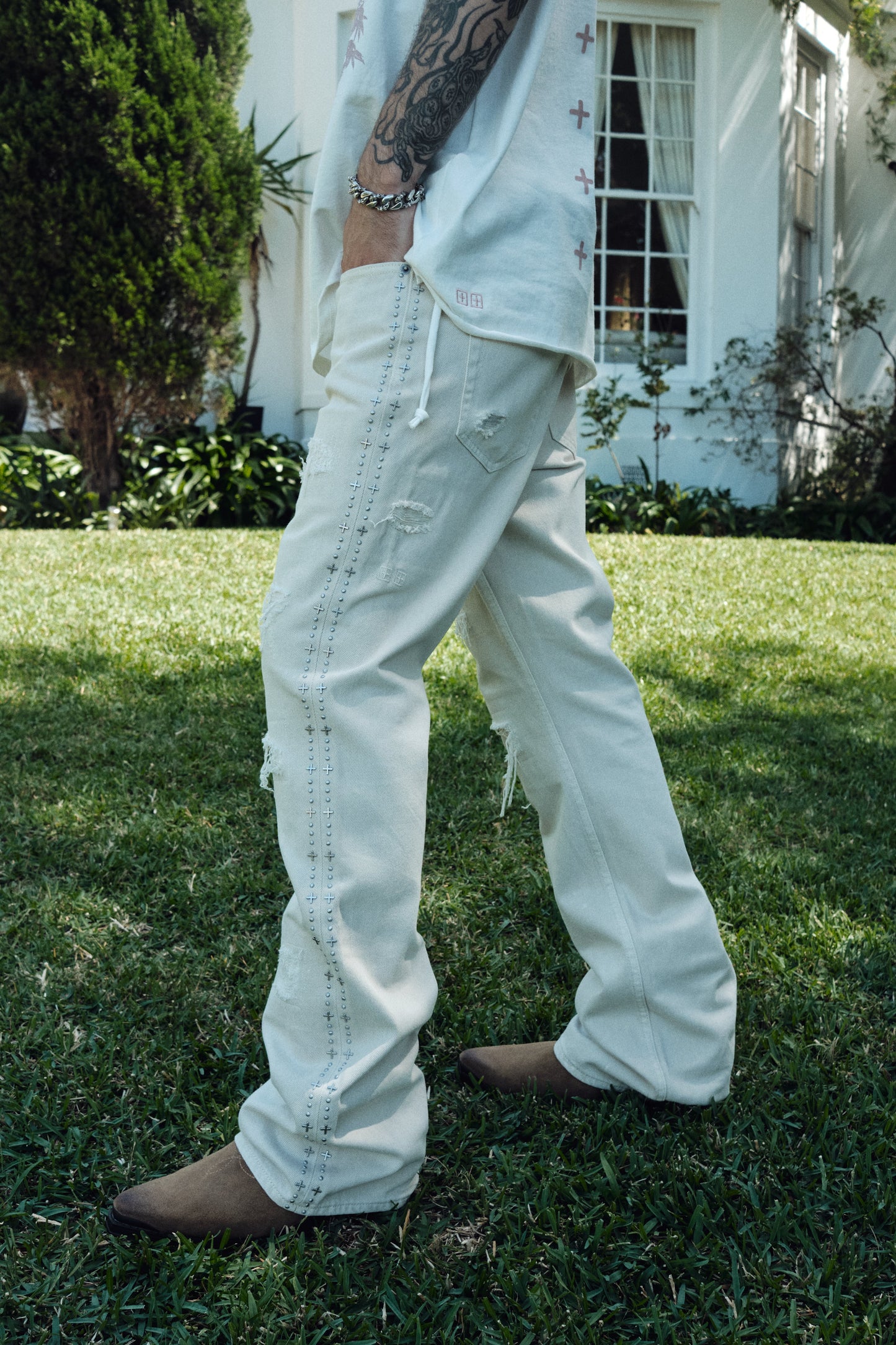 BRONKO IVORY TRASHED